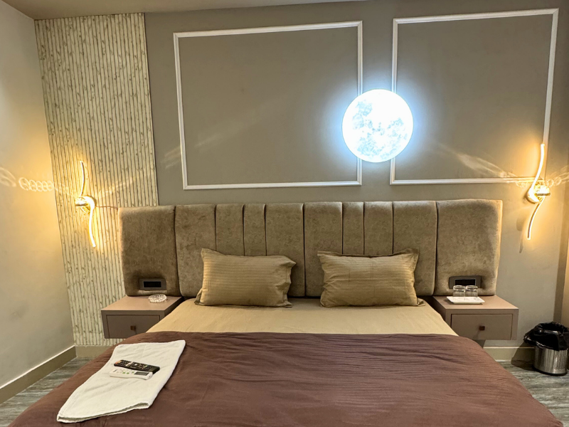 LUNAR SUITE | BEST STAY IN DELHI | ORCHID STAY